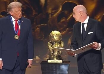 إنفانتينو يمنح ترامب جائزة فيفا للسلام على جهوده في الفترة الأخيرة