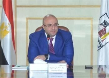 محافظ بني سويف يفتح تحقيقًا ويعزل مديرة مدرسة عقب وفاة طالب