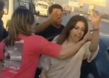 براءة مصور واقعة الفعل الفاضح أعلى طريق المحور