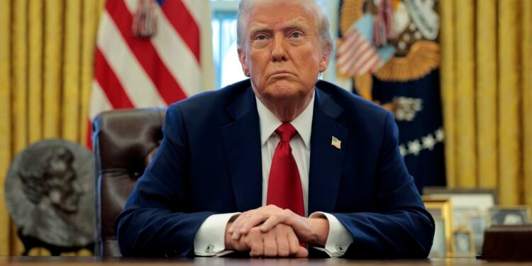 ترامب: لا أستبعد الحرب مع فنزويلا… وعمليات مصادرة النفط مستمرة