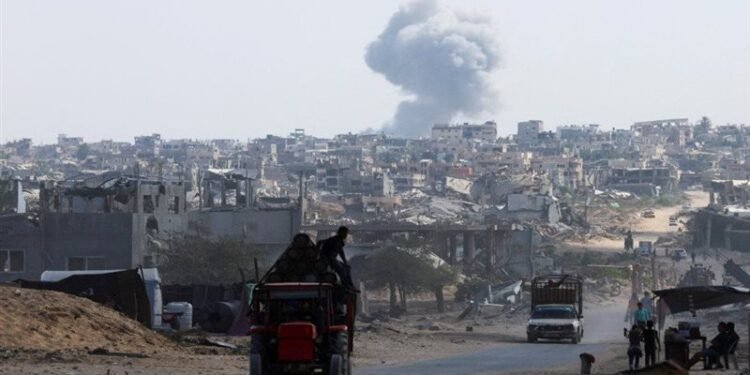 شهيدان بنيران الاحتلال قرب الخط الأصفر في حي الشجاعية شرقي غزة