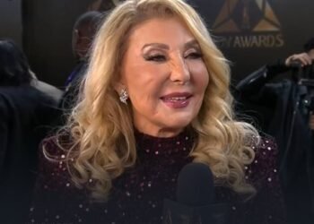 نادية الجندي تقاضي الفنانة فريال يوسف