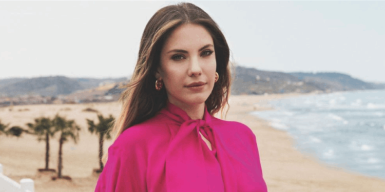 بعد 5 أشهر من الزواج.. الفنانة يلديز أسيالي تكشف عن تعرضها للضرب من زوجها