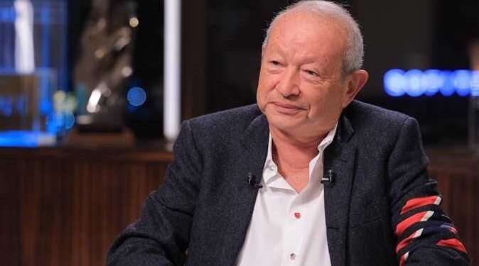 نجيب ساويرس ينفي رفع الحد الأدنى لرواتب شركاته إلى 30 ألف جنيه