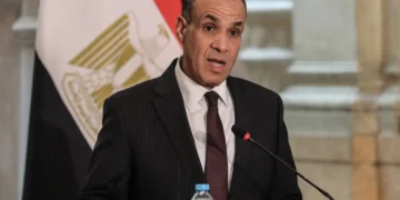وزير الخارجية يشدد على رفض مصر لأية إجراءات لتكريس الانفصال بين الضفة وغزة
