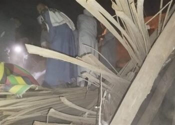 مصرع 3 أشخاص وإصابة اثنين آخرين في انهيار منزل بالطوب اللبن بالأقصر