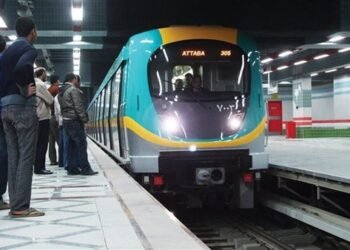 رئيس القومية للأنفاق: ندرس رفع سعر تذكرة الـ 8 جنيهات بالمترو بسبب أزمة الفكة