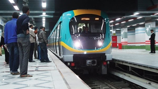 رئيس القومية للأنفاق: ندرس رفع سعر تذكرة الـ 8 جنيهات بالمترو بسبب أزمة الفكة