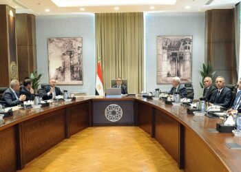 رئيس مجلس الوزراء: إجراءات مشددة لضمان وصول الأسمدة للمزارعين المستحقين