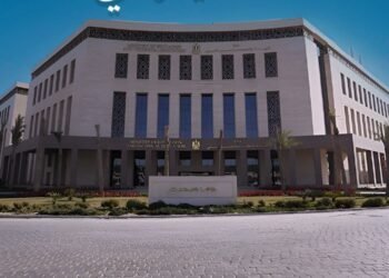 وزارة التربية والتعليم تعلن وضع مدرسة الإسكندرية للغات تحت الإشراف المالي والإداري