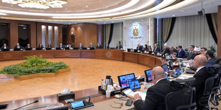 مجلس الوزراء يوافق على حوافز لتطوير المنشآت الفندقية ويعلن مشروعات جديدة لدعم الاستثمار