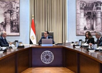 رئيس الوزراء: تنسيق كامل بين الوزارات لإنهاء ملف التعديات على نهر النيل بشكل نهائي