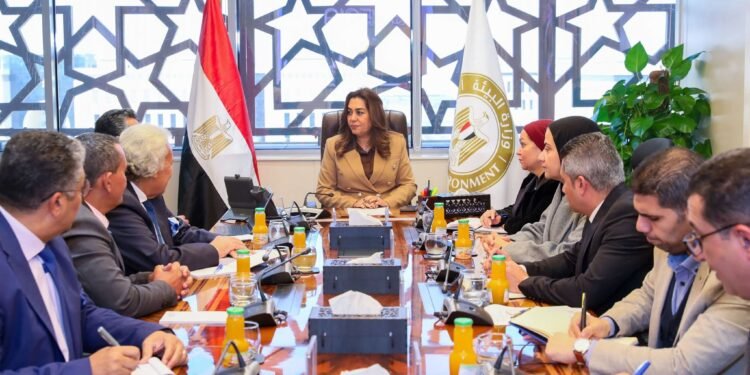 وزيرة التنمية المحلية: حماية الموارد الطبيعية شرط أساسي قبل الموافقة على أي مشروع