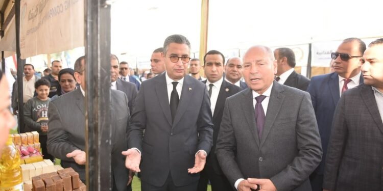 وزير التموين: كرتونة البيض بـ110 جنيهات في معارض سوق اليوم الواحد