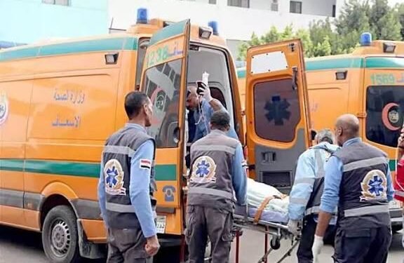 إصابة 7 أشخاص من أسرة واحدة إثر تصادم سيارتين على صحراوي البحيرة