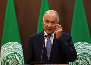 أمين عام الجامعة العربية يدعو للوقف الفوري للتصعيد وتغليب لغة الحوار في اليمن