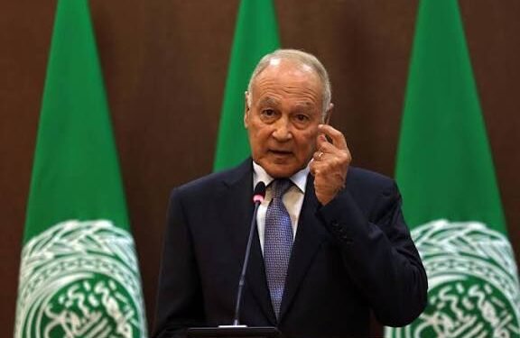 أمين عام الجامعة العربية يدعو للوقف الفوري للتصعيد وتغليب لغة الحوار في اليمن