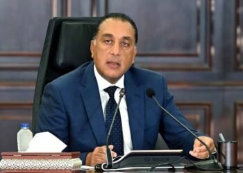 رئيس الوزراء: استقرار الأسواق البترولية وحماية المستهلك من أولوياتنا