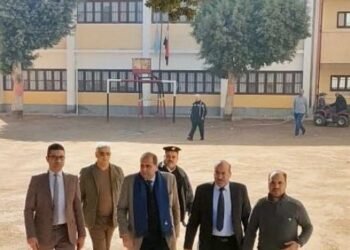 النيابة الإدارية تحقق في واقعة سقوط تلميذ من الدور الأول بإحدى مدارس أسيوط