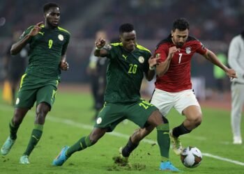 ساديو ماني يقود السنغال لفوز صعب على مصر في نصف نهائي أمم أفريقيا 2025