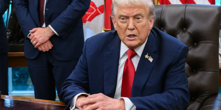 ترامب: على أعتاب تحقيق مكاسب كبيرة من فنزويلا