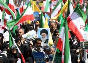 الحكومة الإيرانية تدعو المواطنين للخروج في مظاهرات مؤيدة غدًا