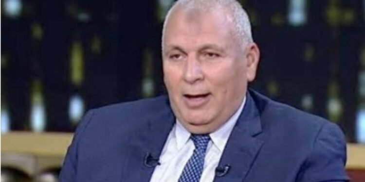 محافظ الوادي الجديد يرفع درجة الاستعداد القصوى بسبب العواصف الترابية