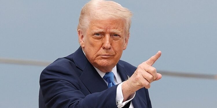 ترامب يهدد بالتدخل لحماية متظاهري إيران