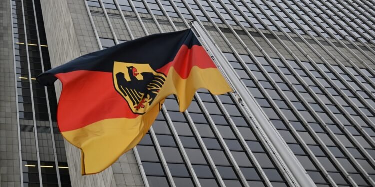 ألمانيا تدرس رفع إيجار القواعد الأمريكية ردًا على رسوم ترامب