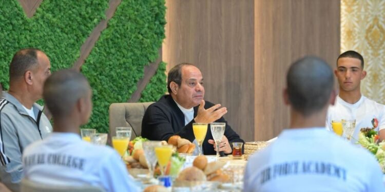 السيسي يعلن إنشاء 4 كليات جديدة بالأكاديمية العسكرية