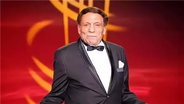 حقيقة تعرض عادل إمام لأزمة صحية بعد تصدره محركات البحث