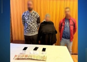 القبض على سيدة وشخصين بمحاولة شراء أصوات الناخبين في ثان أكتوبر