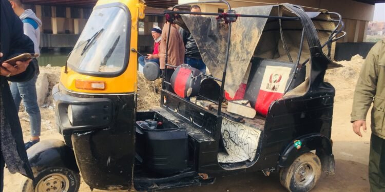 الداخلية تكشف ملابسات فيديو حرق «توك توك» في سوهاج بسبب خلافات على الميراث