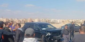 إصابة 3 أشخاص في تصادم 3 سيارات أعلى محور حسب الله الكفراوي بالقاهرة