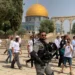 مستعمرون يقتحمون المسجد الأقصى تحت حماية قوات الاحتلال الإسرائيلي