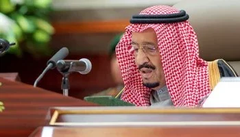 الديوان الملكي السعودي يعلن مغادرة الملك سلمان المستشفى بعد استكمال الفحوصات الطبية