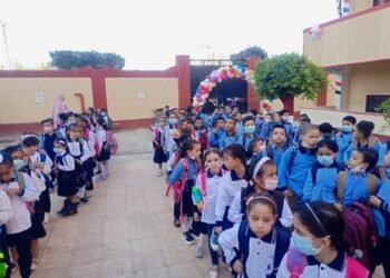 موعد بدء الترم الثاني 2026 للمدارس والجامعات