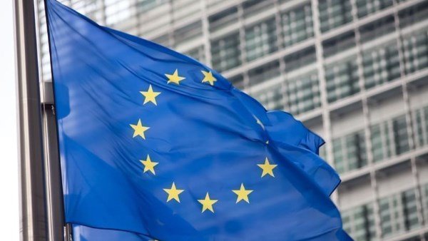 الاتحاد الأوروبي يدعو لضبط النفس في فنزويلا بعد إعلان ترامب اعتقال مادورو