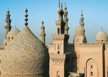 مواقيت الصلاة اليوم الإثنين 12 يناير 2026 في القاهرة والمحافظات