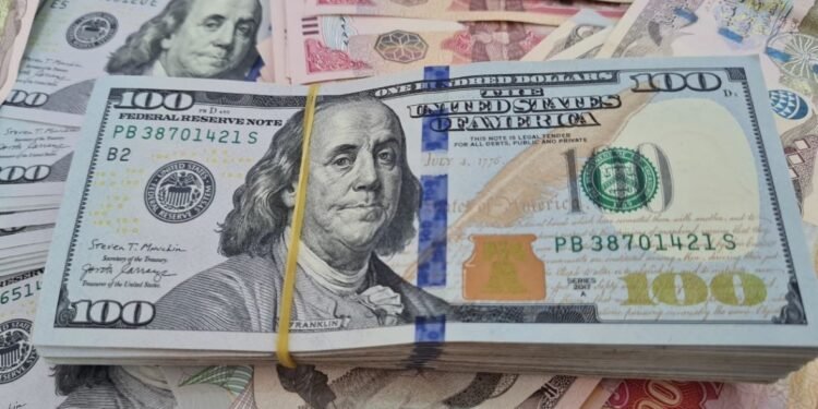 سعر الدولار في البنوك المصرية اليوم.. أعلى شراء في أبوظبي الإسلامي
