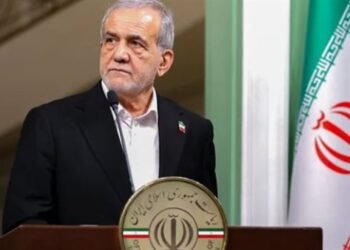 الرئيس الإيراني: الهجوم على القيادة العليا يعد حربا شاملة على شعبنا