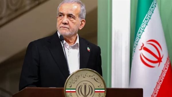 الرئيس الإيراني: الهجوم على القيادة العليا يعد حربا شاملة على شعبنا