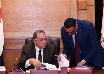 نقيب المحامين يتابع سير العملية الانتخابية عبر غرفة عمليات بالنقابة العامة