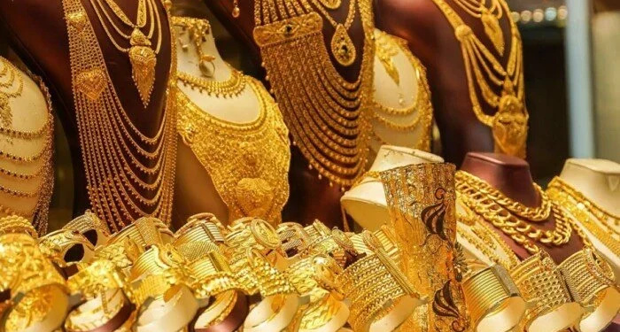 أسعار الذهب اليوم السبت 3 يناير في مصر.. عيار 21 يسجل 5870 جنيهًا
