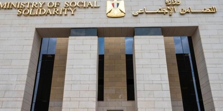 بعد اكتشاف جريمة اتجار بالأطفال.. وزارة التضامن تحرك الضبطية القضائية