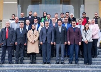 محافظ الإسكندرية يشهد توقيع 7 عقود لتقديم خدمات طبية