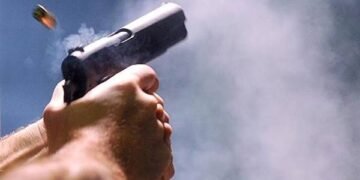 في ظروف غامضة.. إصابة سيدة بطلق ناري بقنا