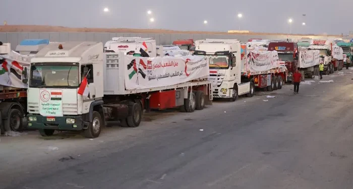 آلاف الأطنان من المساعدات بالقافلة رقم 124 إلى قطاع غزة