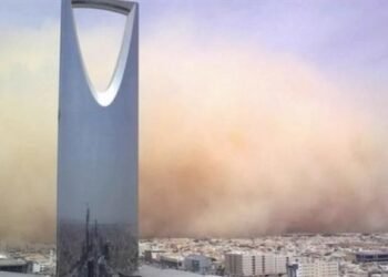 انخفاض ملحوظ في درجات الحرارة ورياح نشطة تضرب عدة مناطق بالمملكة العربية السعودية