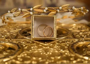 الذهب يلامس 4700 دولار عالميًا وسط تهديدات ترامب بالرسوم الجمركية.. وعيار 21 مفاجأة